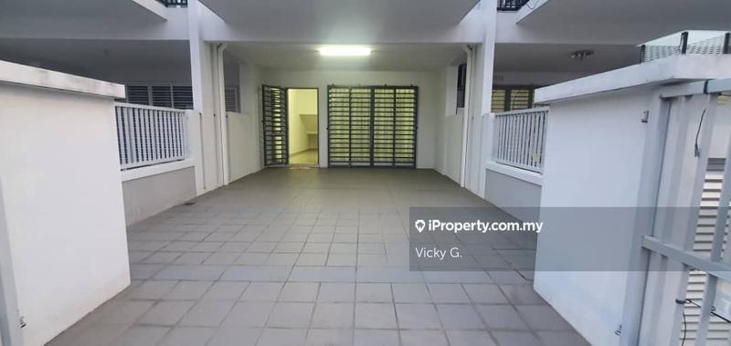 Rumah Teres 2-Tingkat untuk Dijual di Acacia Park, Bandar Tasik Puteri, Rawang oleh Vicky G. - iProperty.com.my