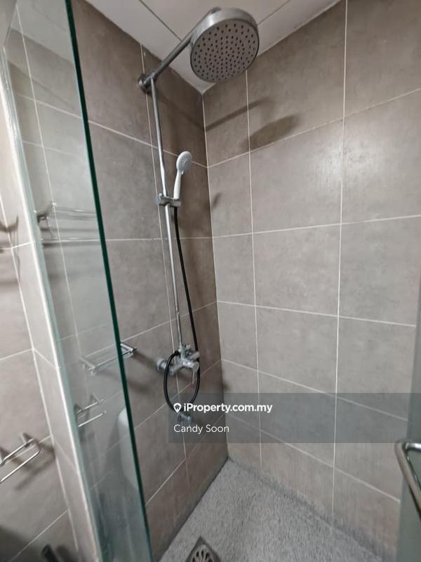 Service Residence for Sale in Bintang Fairlane Residences by Candy Soon - iProperty.com.my