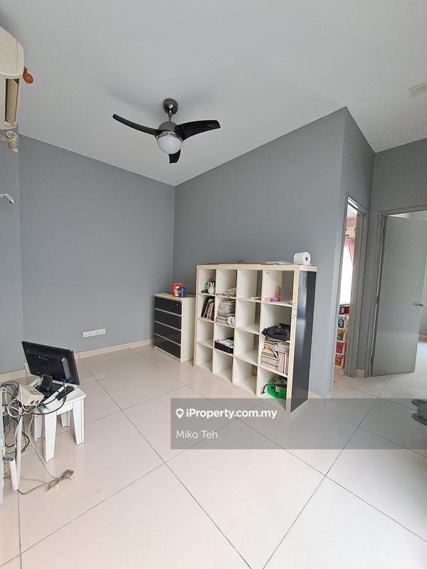 Rumah Teres 2-Tingkat untuk Dijual di Taman Lestari Putra, Seri Kembangan oleh Miko Teh - iProperty.com.my