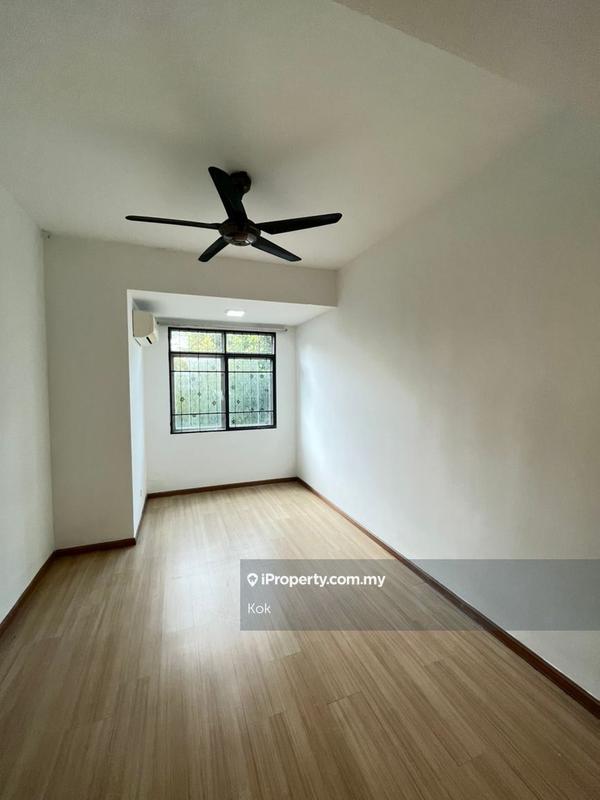 Rumah Berangkai 3 Tingkat untuk Disewa di Taman Denai Puchong, Puchong oleh Kok - iProperty.com.my