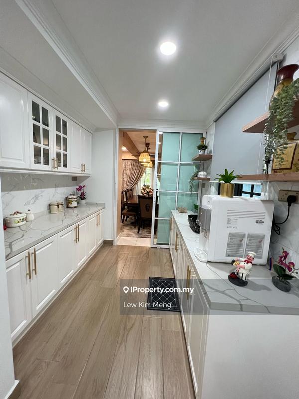 Rumah Berkembar untuk Dijual di awxkn, Damansara Damai oleh Lew Kim Meng - iProperty.com.my