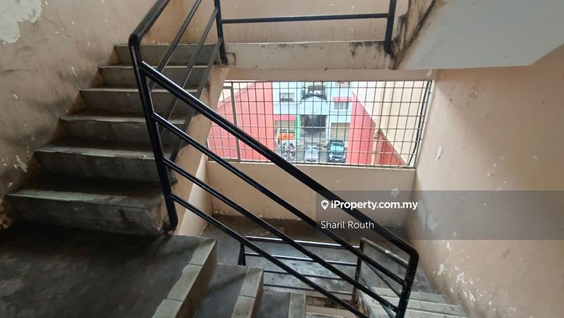 Apartment for Sale in Pangsapuri Putra Raya by Sharil Routh - iProperty.com.my