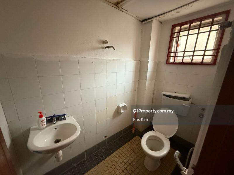 Kedai-Pejabat untuk Dijual di Bandar Baru Nilai, Nilai oleh Kris Kim - iProperty.com.my