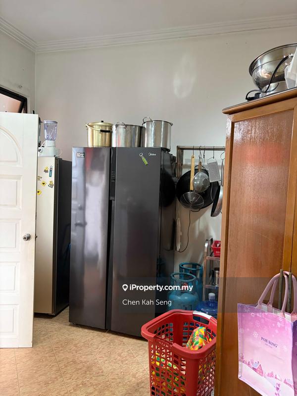 Condominium for Sale in Robson Condominium by Chen Kah Seng - iProperty.com.my