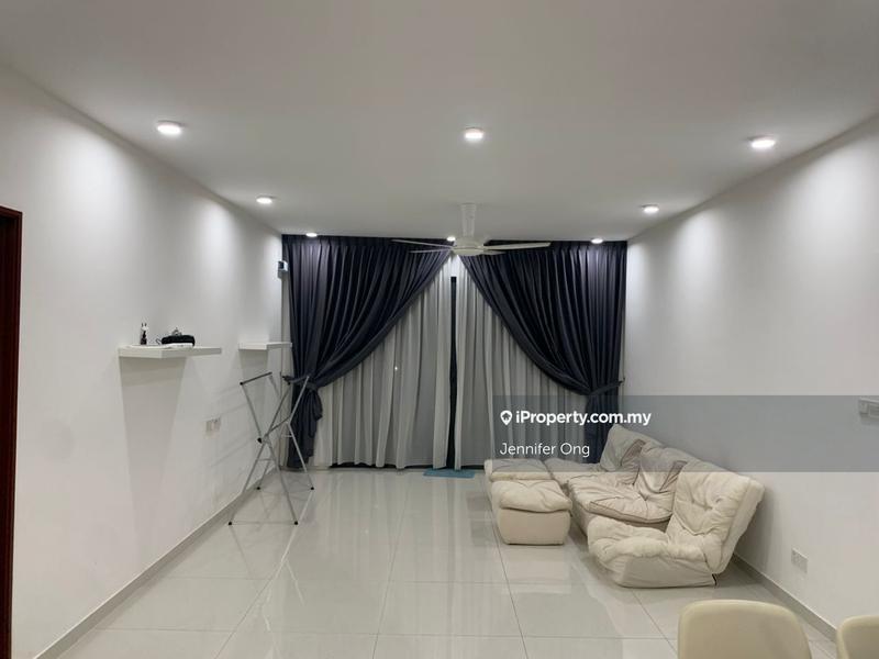 For Sale - Country Garden Central Park