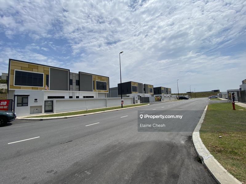 Semi-D Kilang untuk Disewa di Eco Business Park V, Puncak Alam oleh Elaine Cheah - iProperty.com.my