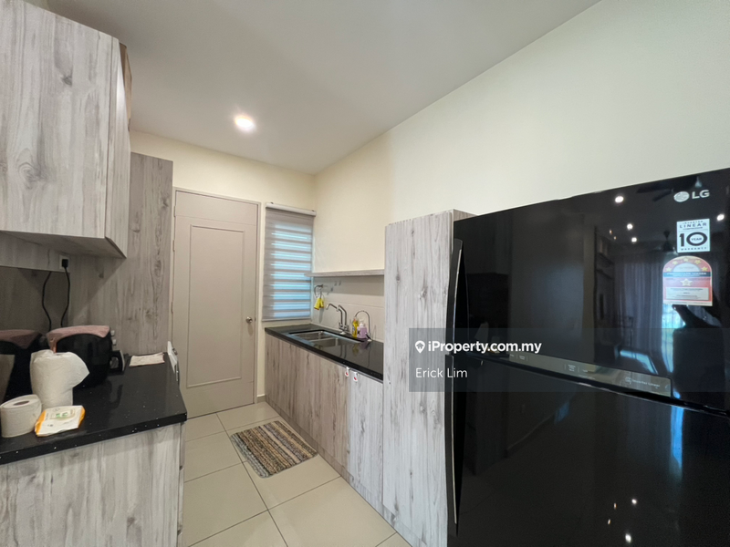 Service Residence for Rent in Parkland Residence by Erick Lim - iProperty.com.my