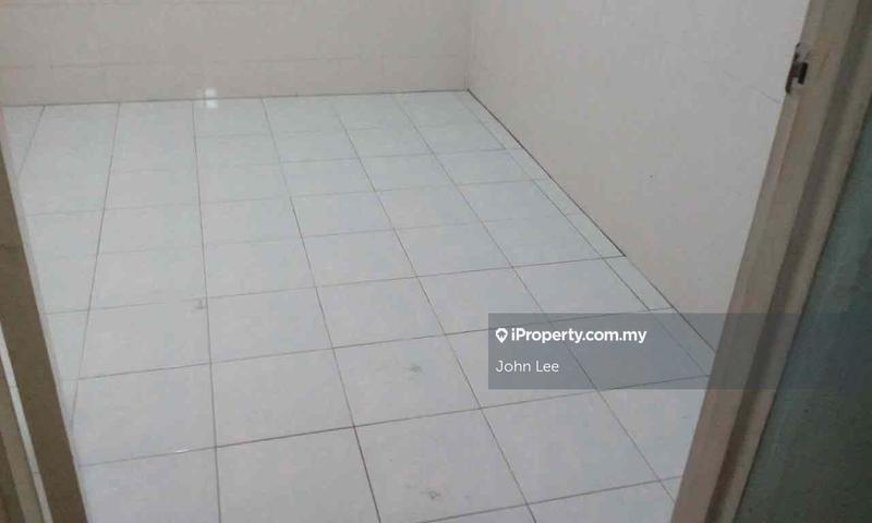 Rumah Berangkai 2 Tingkat untuk Dijual di Jalan Mahagoni 1, Batang Kali oleh John Lee - iProperty.com.my