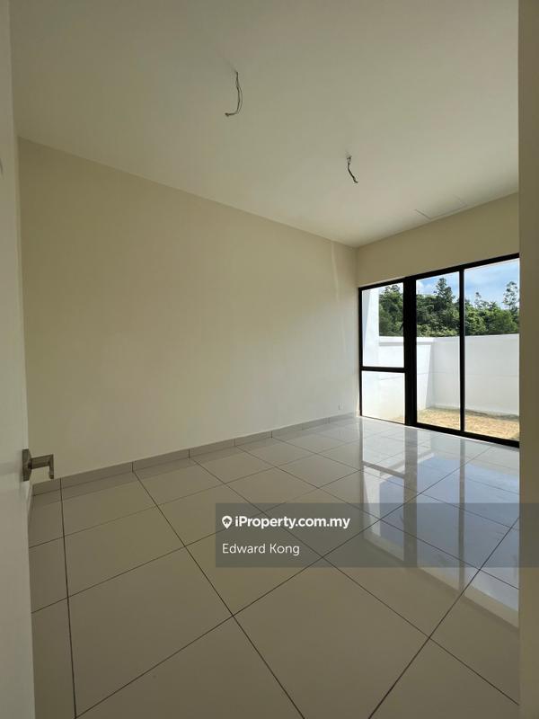 Rumah Berkembar untuk Dijual di Taman Anggun 3, Rawang oleh Edward Kong - iProperty.com.my
