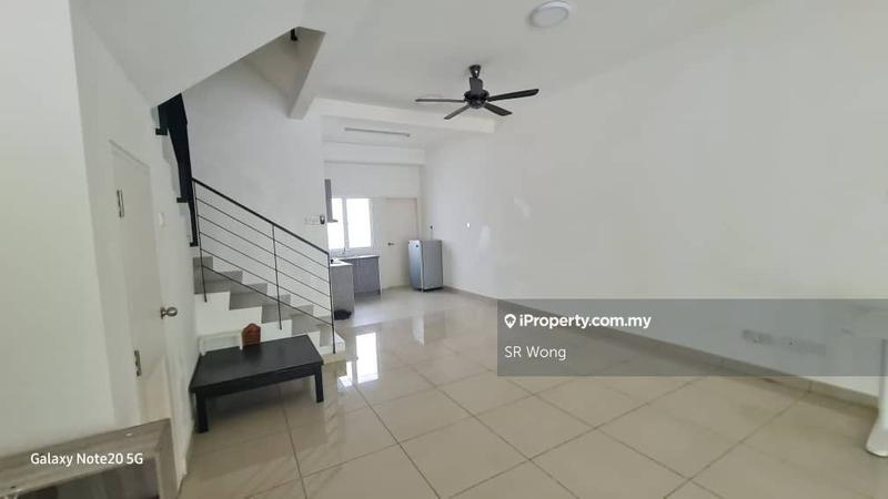 3-storey Terraced House for Sale in Bayu Heights 2 Serdang Seri Kembangan, Seri Kembangan by SR Wong - iProperty.com.my