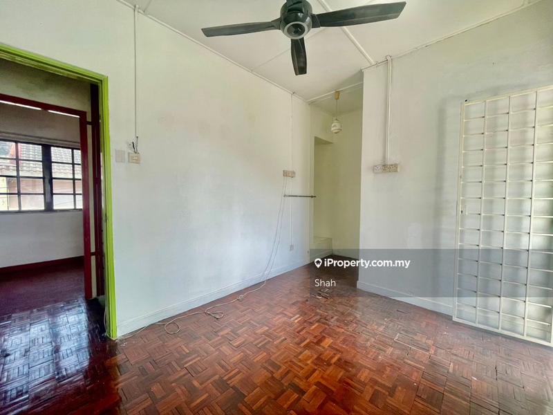 Rumah Teres 2-Tingkat untuk Dijual di SS19, Subang Jaya oleh Shah - iProperty.com.my
