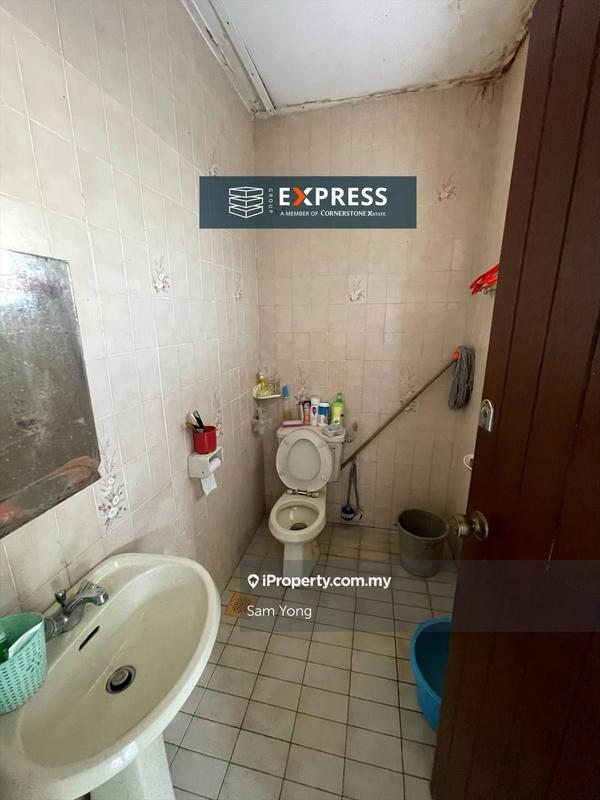 Rumah Berkembar untuk Dijual di Lutong, Miri oleh Sam Yong - iProperty.com.my