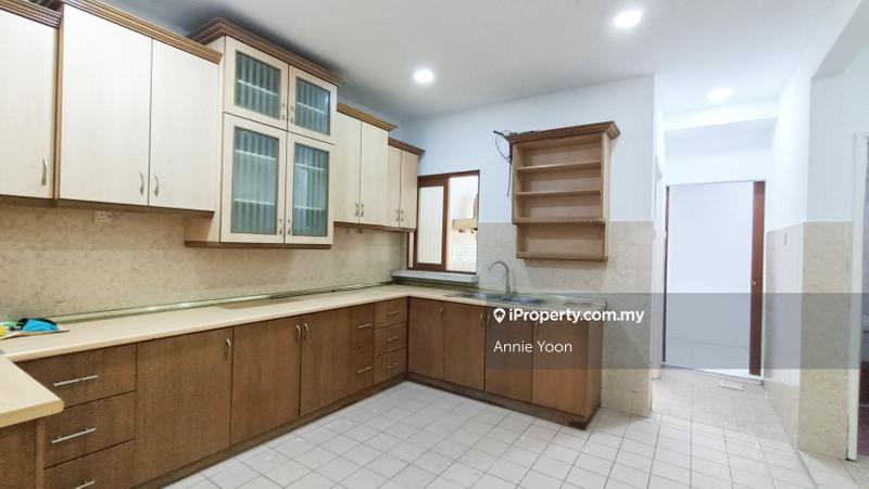 Rumah Teres 2.5-Tingkat untuk Dijual di BANDAR PUCHONG JAYA, Puchong oleh Annie Yoon - iProperty.com.my