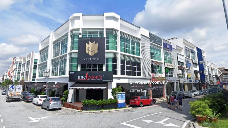 For Rent - SRI PETALING GROUND FLOOR CORNER LOT