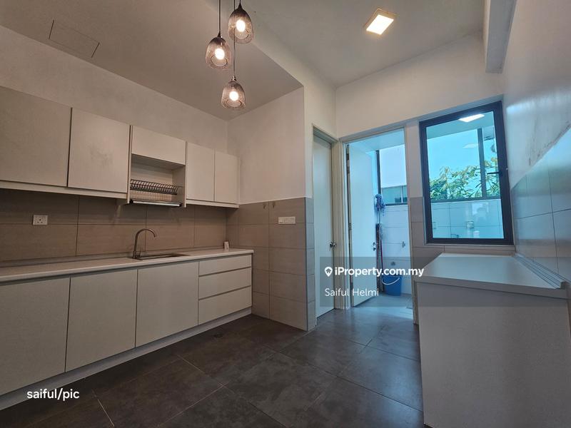 Rumah Teres 3-Tingkat untuk Dijual di Cyber 11, Cyberjaya oleh Saiful Helmi - iProperty.com.my