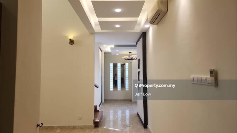 Bungalow House for Sale in Bukit Rahman Putra, Sungai Buloh by Jeff Low - iProperty.com.my