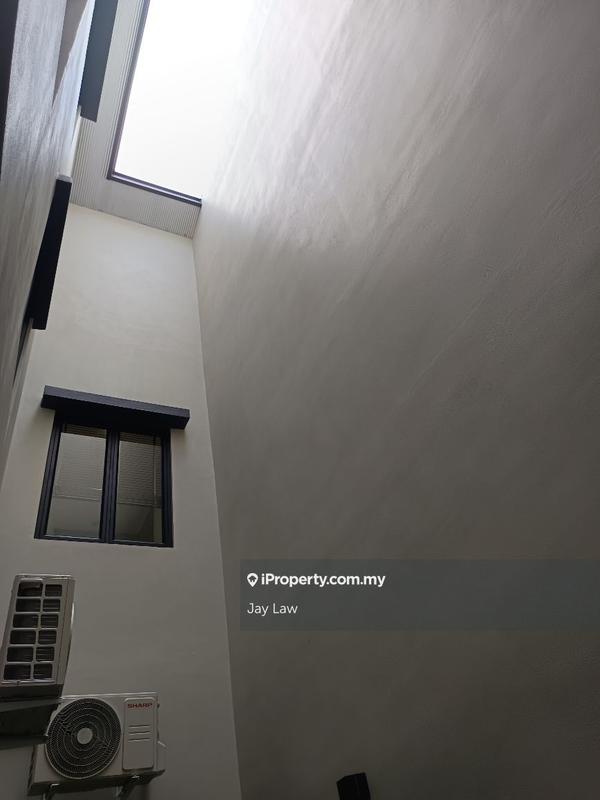 Rumah Bandar untuk Dijual di Batu Kawah New Township, Kuching oleh Jay Law - iProperty.com.my