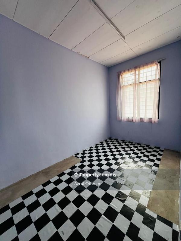 Rumah Berangkai 2 Tingkat untuk Dijual di Bandar Springhill, Port Dickson oleh Azrul Othman - iProperty.com.my