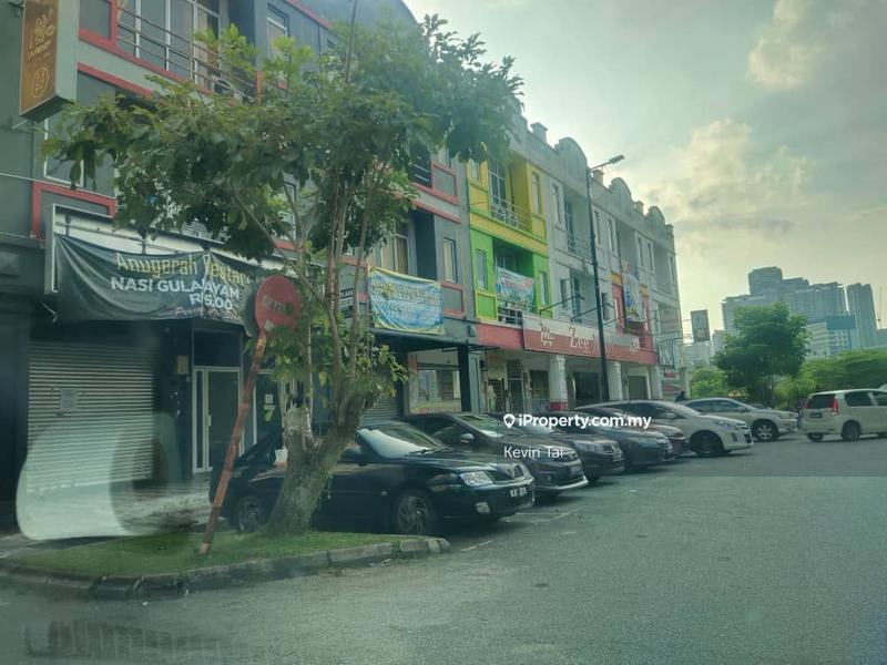 For Sale - Ampang Dato Ahmad Razali, High ROI ,3 Story Shop For Sale!