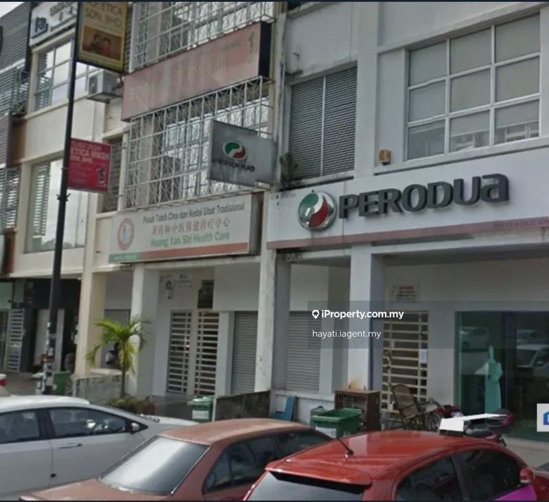 For Sale - Fully tenanted 5 storeys Building with Lift at Dataran Pandan Prima