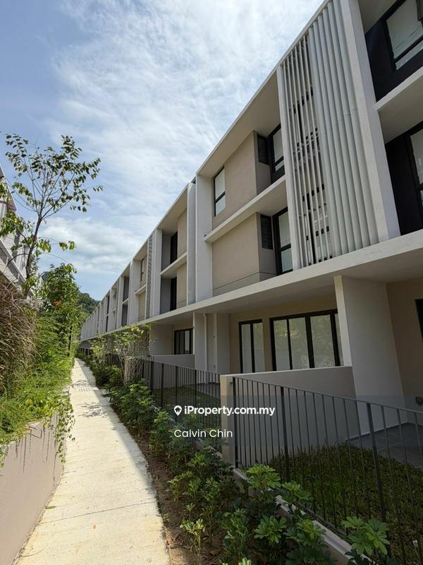 Rumah Berangkai 3 Tingkat untuk Dijual di Melawati, Selangor oleh Calvin Chin - Exterior - iProperty.com.my