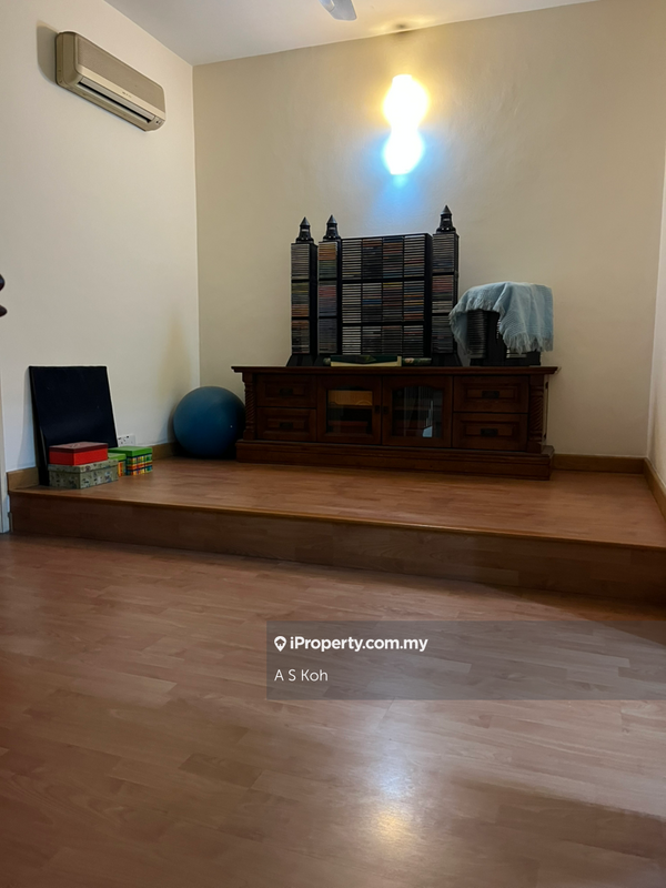Rumah Berangkai 3 Tingkat untuk Dijual di Happy Garden, Kuchai Lama oleh A S Koh - iProperty.com.my