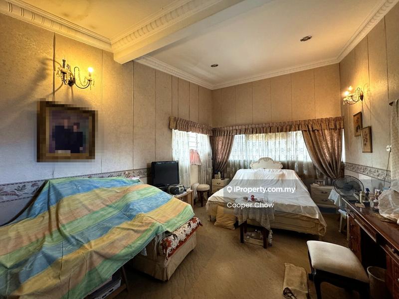 Bungalow House for Sale in Seksyen 16, Petaling Jaya by Cooper Chow - Bedroom - iProperty.com.my