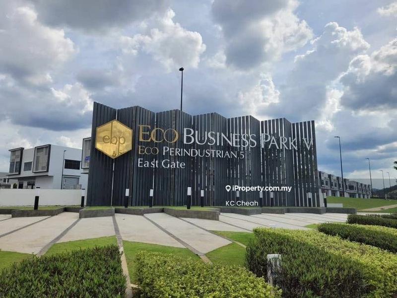Semi-D Factory for Sale in 3-Storey Semi Detached Factory, Puncak Alam, Puncak Alam by KC Cheah - Exterior - iProperty.com.my