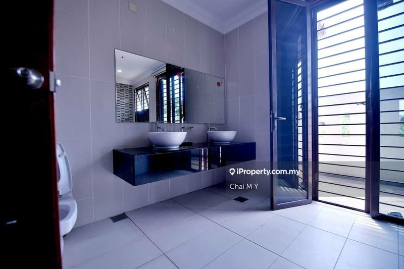 Bungalow House for Sale in Bandar Kinrara Seksyen 6, Bandar Kinrara by Chai M Y - iProperty.com.my