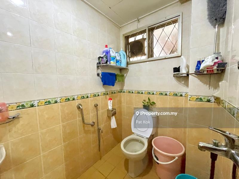 Rumah Berangkai 2 Tingkat untuk Dijual di Taman Tun Dr Ismail, Kuala Lumpur oleh Pat Kok - iProperty.com.my