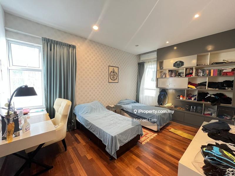 For Sale - 9 Bukit Utama Condominium