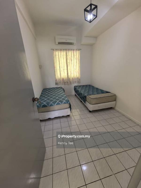 Kondominium untuk Dijual di Corus Paradise Resort oleh Kenny Tee - iProperty.com.my
