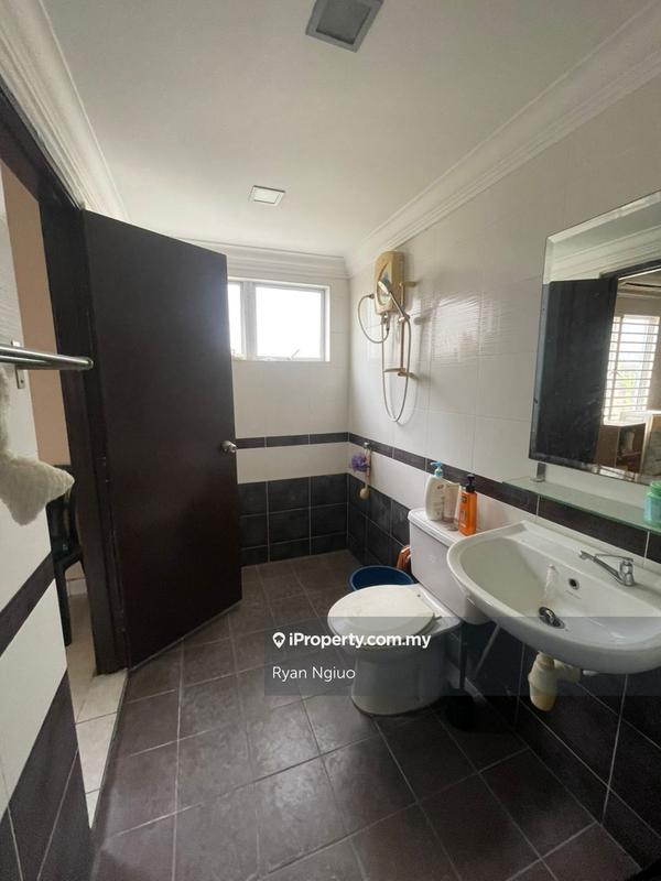 2.5-storey Terraced House for Sale in Taman Ikhlas, Bandar Sungai Long by Ryan Ngiuo - iProperty.com.my