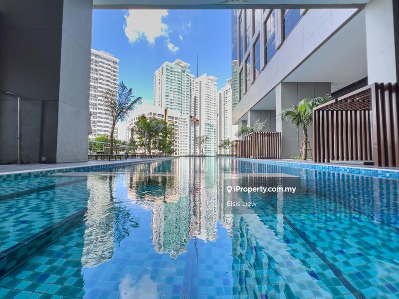 For Sale - Pavilion Ceylon Hill