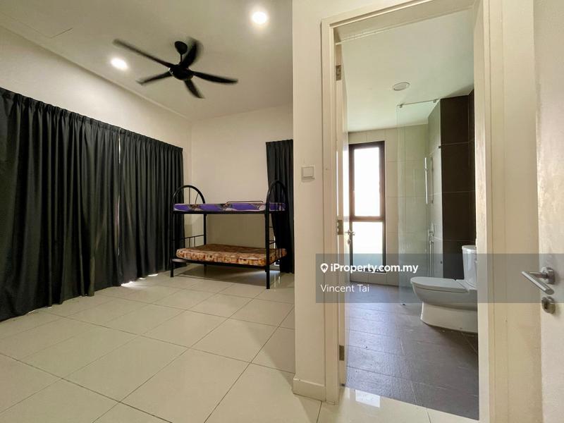 Rumah Berkembar untuk Dijual di Twin Palms, Bukit Palma, Kajang, Bandar Sungai Long oleh Vincent Tai - iProperty.com.my