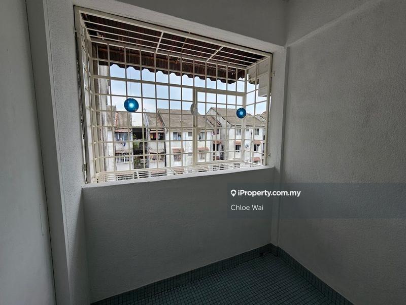 Flat for Sale in Desa Petaling Flat by Chloe Wai - iProperty.com.my
