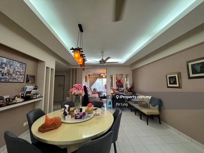 For Sale - La Vista Condominiums