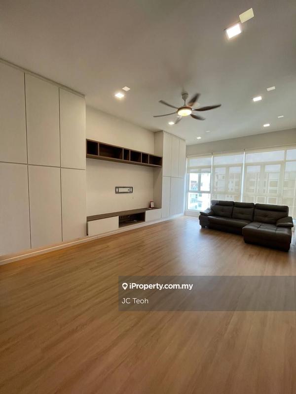 For Sale - Amaya Saujana