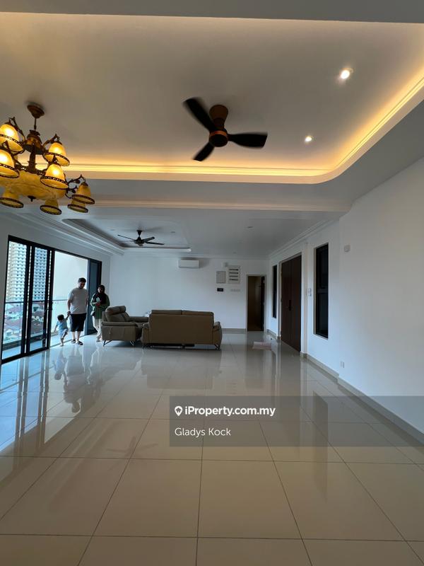 For Sale - Valencia Residence