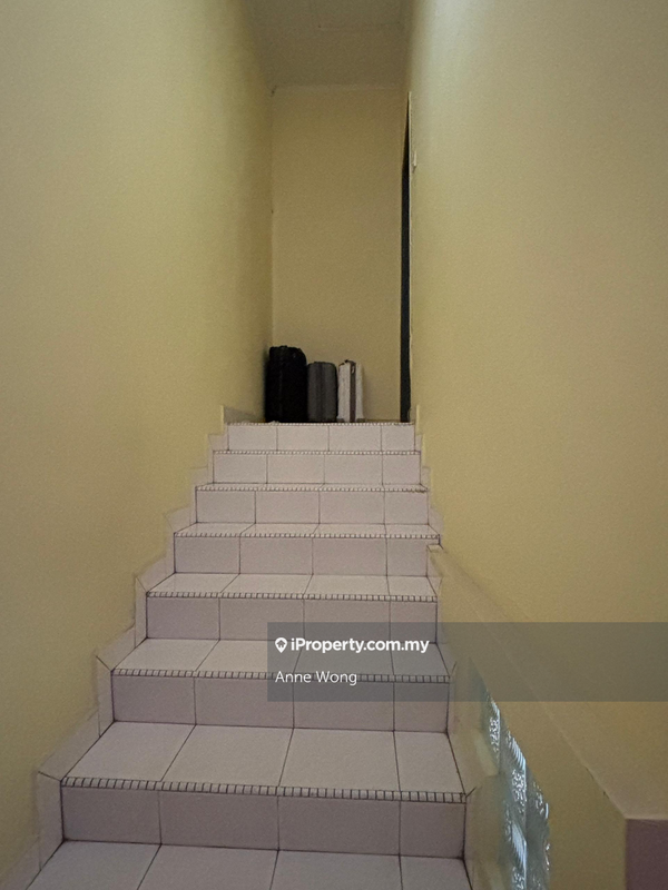 Rumah Berangkai 1.5 Tingkat untuk Dijual di SD12, Bandar Sri Damansara oleh Anne Wong - iProperty.com.my
