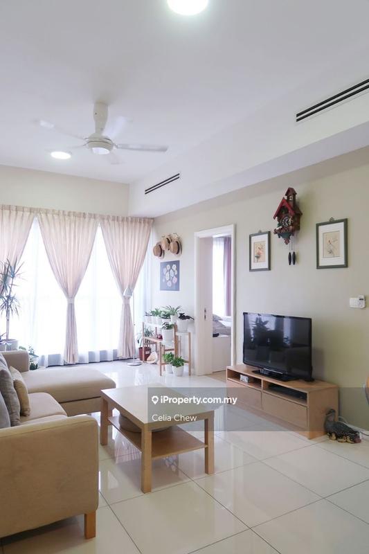 For Sale - Icon Residenz 1 @ Icon City