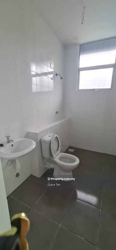3-storey Terraced House for Sale in Taman Bangi Avenue, Bangi by Grace Tan - iProperty.com.my