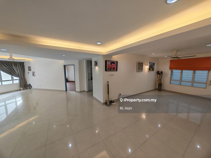 Condominium for Sale in The Boulevard by RL Han - Living Room - iProperty.com.my