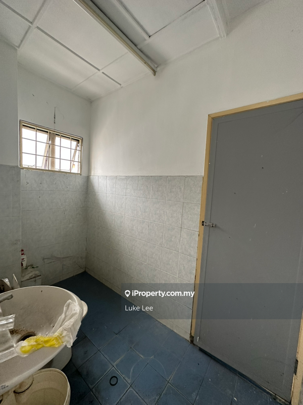 2-storey Terraced House for Sale in Taman Perindustrian Berjaya, Shah Alam by Luke Lee - iProperty.com.my