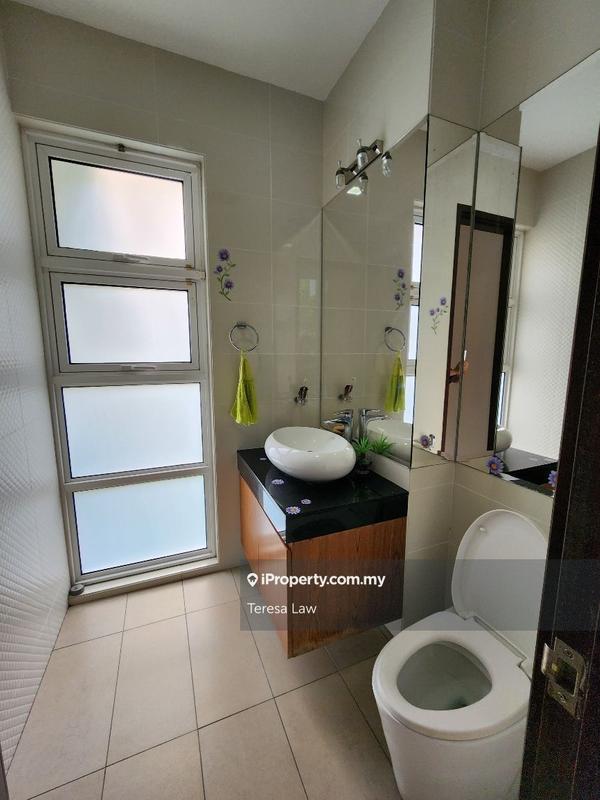 Bungalow House for Sale in Taman Equine, Seri Kembangan by Teresa Law - iProperty.com.my