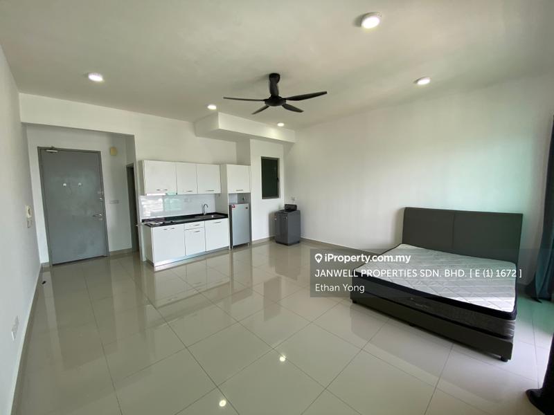 For Rent - Cybersquare