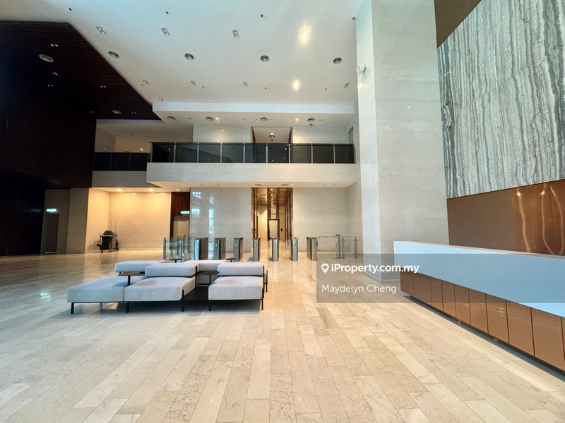 For Rent - MET 1 CORPORATE TOWER FULL FLOOR OFFICE