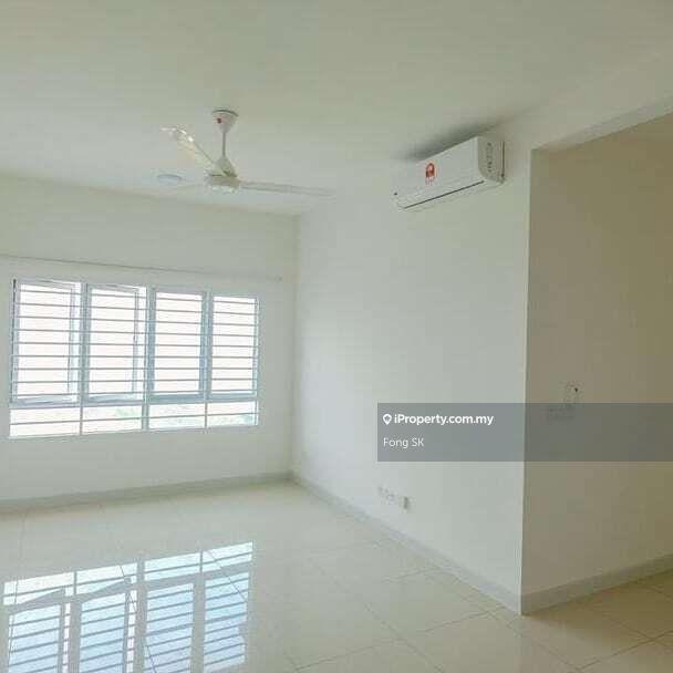 Service Residence for Sale in Savanna Executive Suite @ Southville City by Fong SK - iProperty.com.my