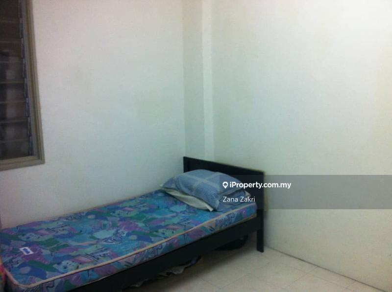 Rumah Pangsa untuk Dijual di Dataran Otomobil oleh Zana Zakri - iProperty.com.my