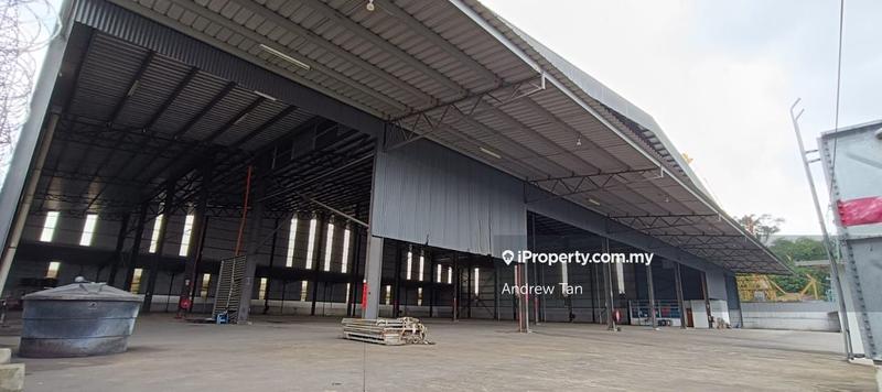 For Rent - RAWANG LAMAN SERENDAH Factory or Warehouse with Security Guard House & Office Aluminium for Rent